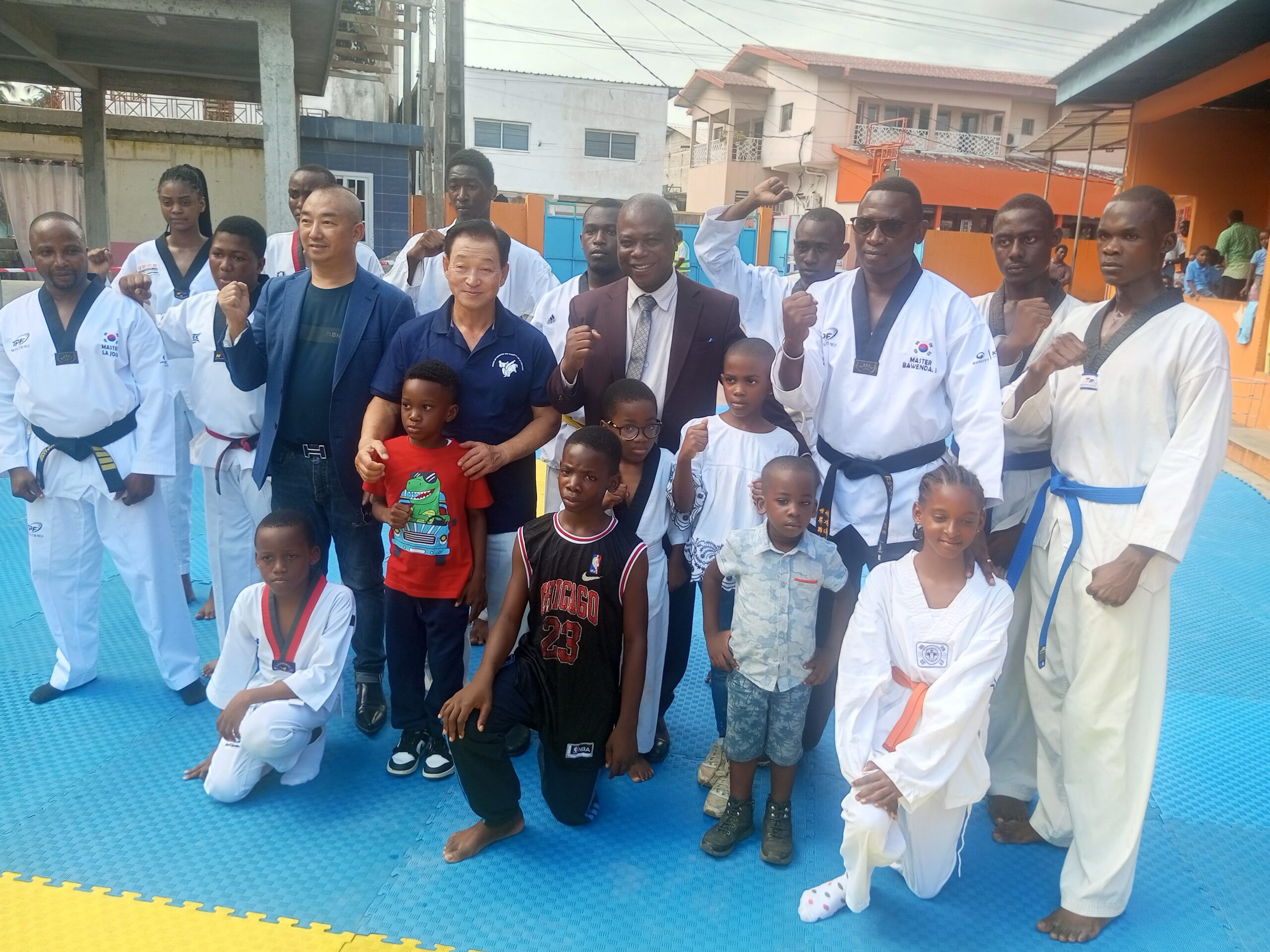 ÉCOLE TERRE D&rsquo;ESPÉRANCE  S&rsquo;OUVRE À LA PRATIQUE DU TAEKWONDO