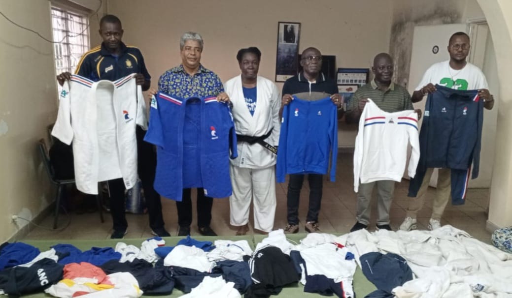 LIGUE DE JUDO DE L&rsquo;OGOOUÉ MARITIME / DON : PAUL  KIBIKAÎ  LE BON SAMARITAIN