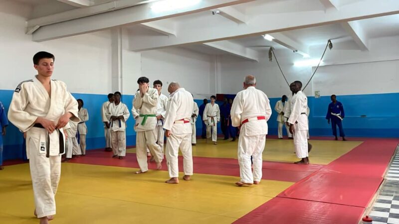 PANTHÈRES / ÉCHANGE D&rsquo;EXPÉRIENCE  AU DOJO  ACADÉMIE  DE DAKAR : LES GABONAIS SE FROTTENT  AUX FRANÇAIS & SENEGALAIS