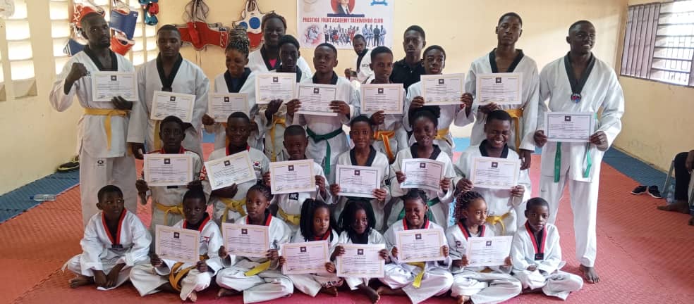 PASSAGE DE GRADES : PRESTIGE FIGHT ACADEMY EMBOÎTE LE PAS !