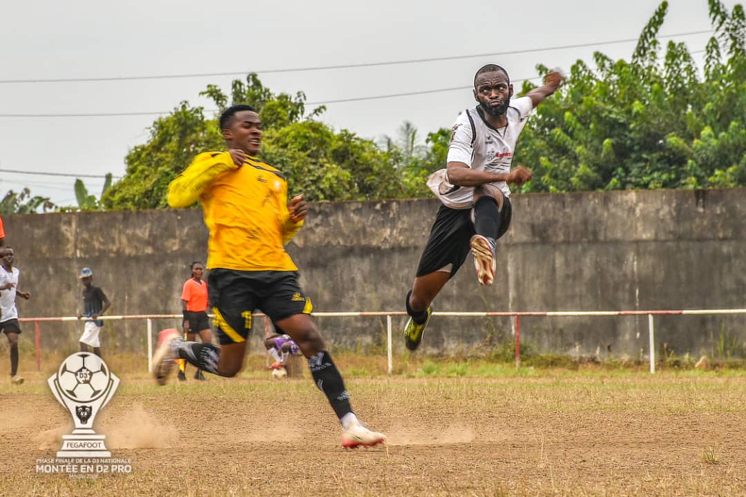 MOUILA 2025 :  LA CORNICHE AFC -SCHWEITZER (1-0) & MUNADJI 76 ACCROCHÉ PAR  LES VÉTÉRANS (1-1)