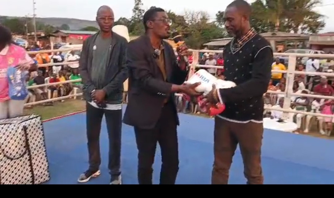 MOANDA : LE PUBLIC SEVRÉ  PAR LA TENUE D&rsquo;UN FESTIVAL DE LA BOXE ANGLAISE