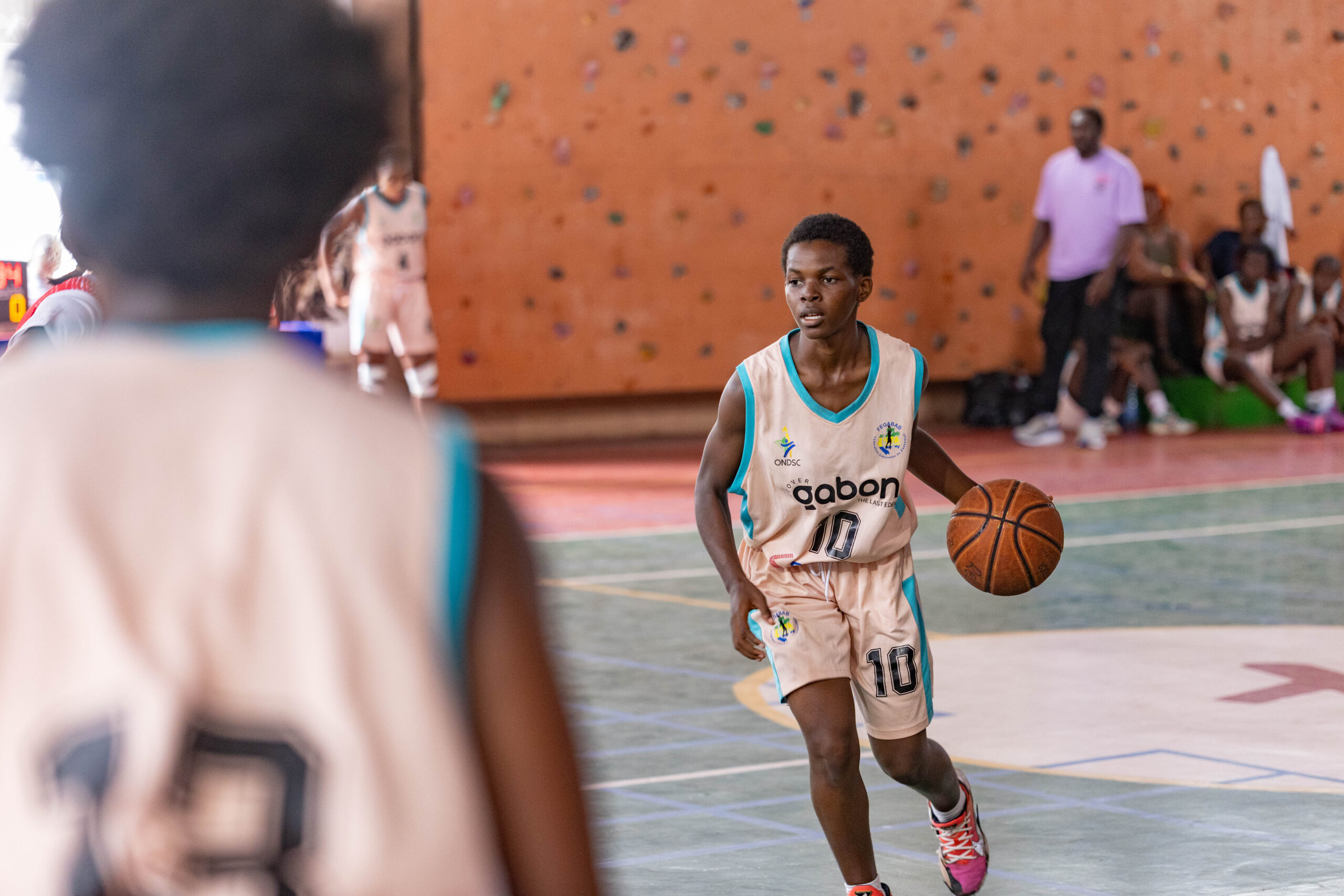 SUPERCOUPE : VICTOIRES  SANS  SURPRISE DE RELAIS BB & GORILLAZ