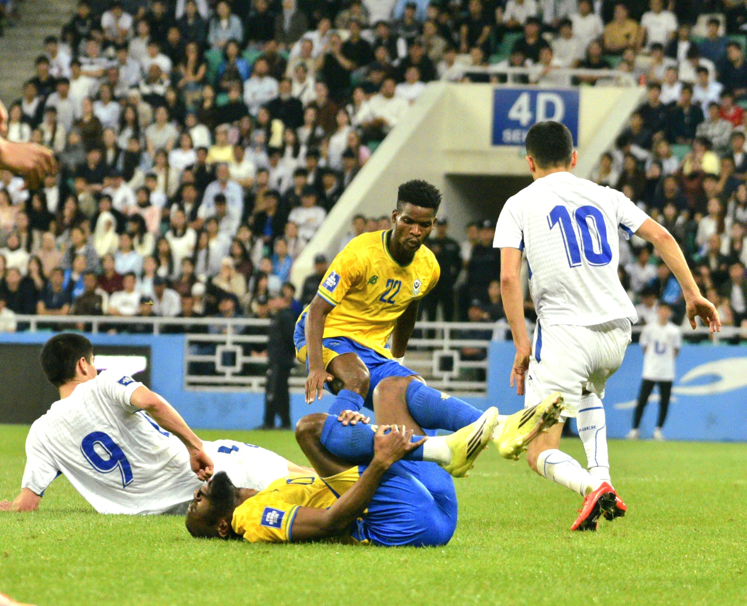 FIFA SERIES / OUZBÉKISTAN-GABON : PREMIER RATÉ  DE YALA & LES SIENS