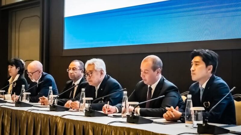 CHAMPIONNAT DU MONDE  JUNIOR   DE TAEKWONDO / TACHKENT 2026 :  LES ECHANGES TECHNIQUES  AVEC LES PARTICIPANTS  EN  OUVERTURE