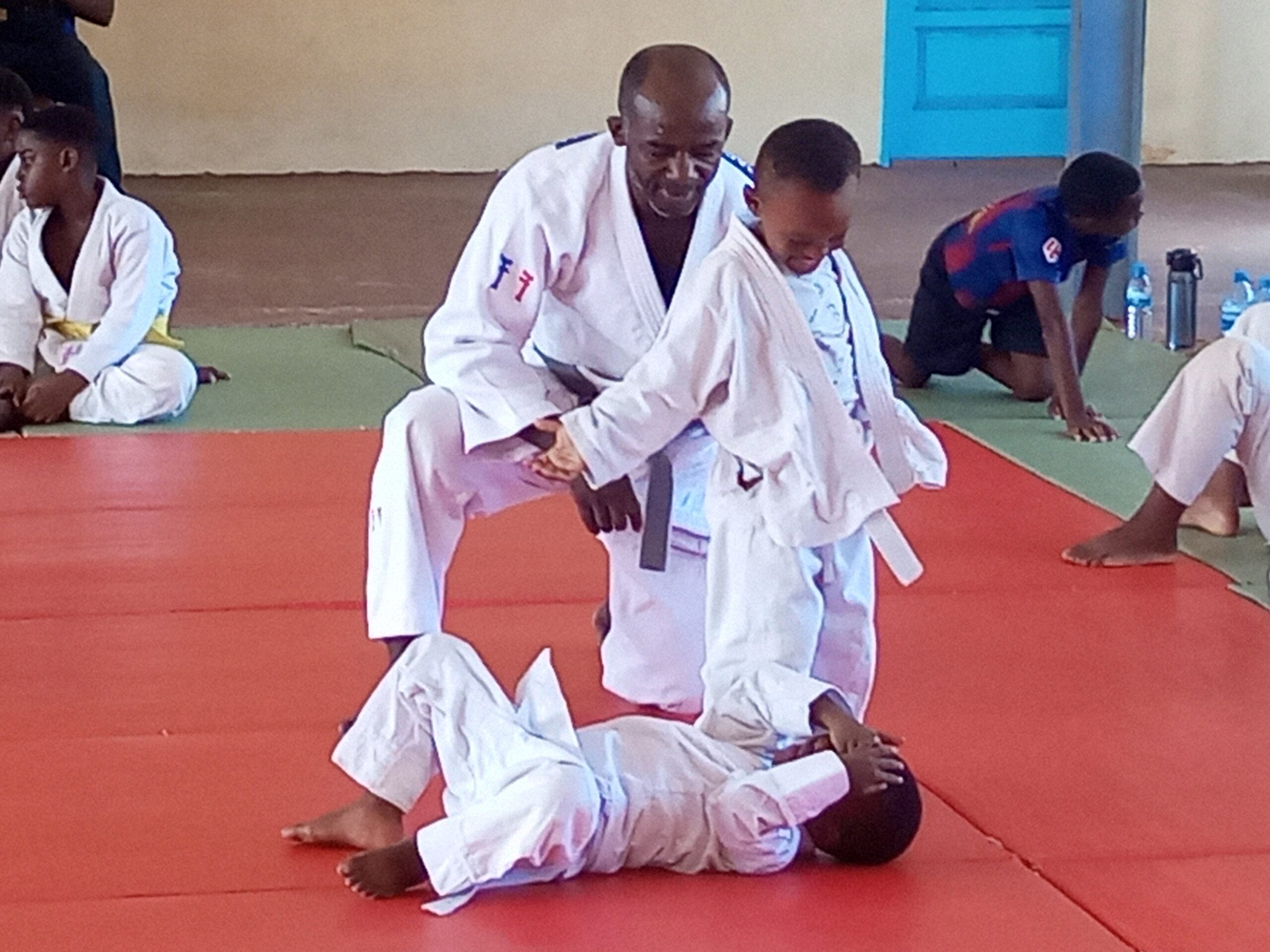 TRAINING CAMP : DONNER UNE IDENTITÉ  AU JUDO GABONAIS