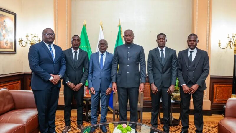 MONDIAL 2026 : LE CHEF DE L&rsquo;ÉTAT  HONORE LE SIFFLET GABONAIS