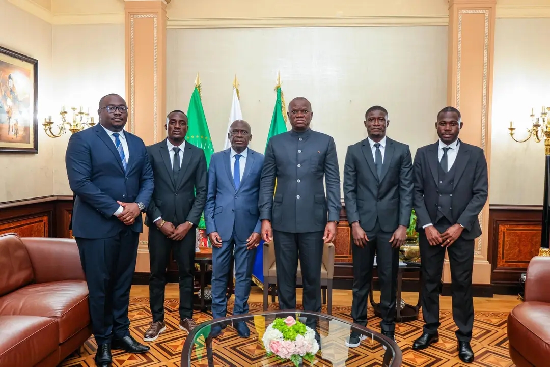 MONDIAL 2026 : LE CHEF DE L&rsquo;ÉTAT  HONORE LE SIFFLET GABONAIS