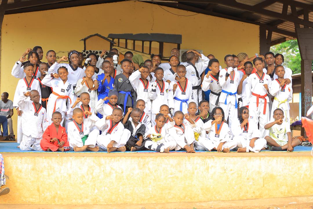 TAEKWONDO AMICAL : NDZIME FAMILLY ET SETRAG DEFIENT  BIG-MAN OKALA AVANT LES JOUTES DE L&rsquo;ESTUAIRE