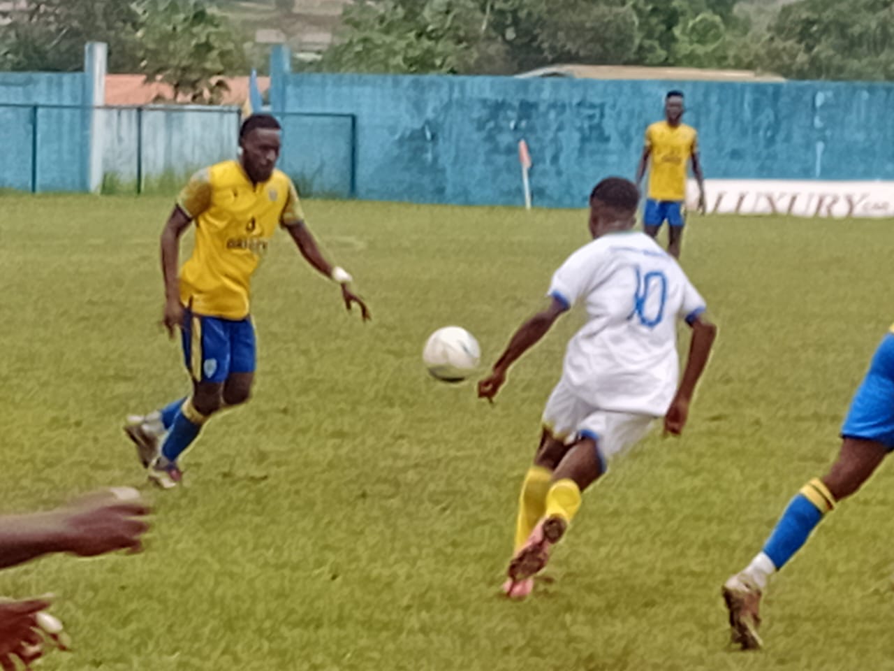 NATIONAL FOOT 1/ 22e J : STATU QUO À AKOUAKAM ENTRE USO ET LE STADE  MANDJI (0-0)