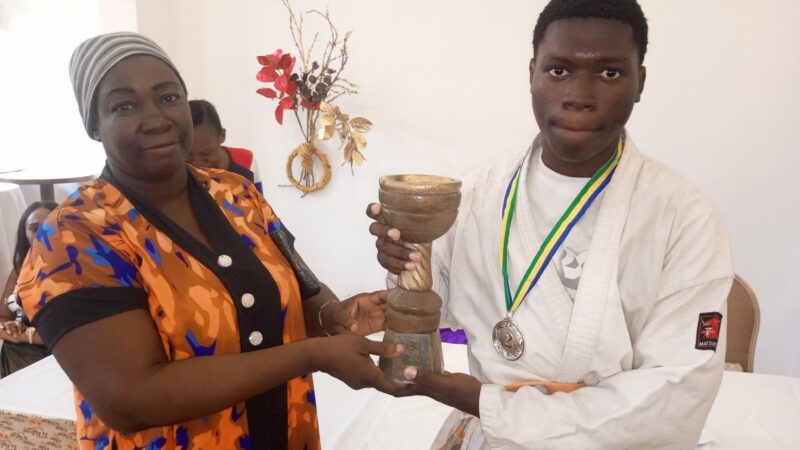 TOURNOI DE JUDO  LE GRAND BLANC DE LAMBARÉNÉ : JC KINTSUGI DICTE SA LOI