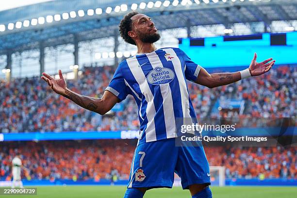 LIGA 2026-2027 : AUBAMEYANG  LANCE SA SAISON AVEC  2 BUTS EN 2 MATCHS SOUS LE MAILLOT DU DEPORTIVO