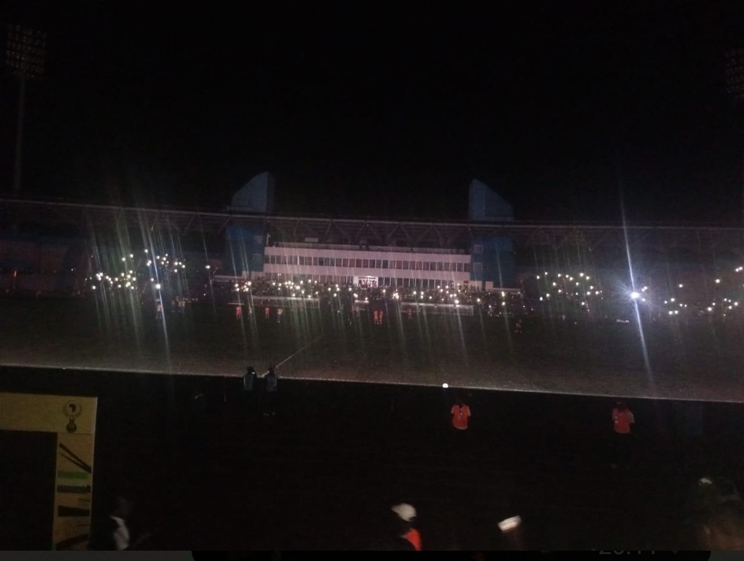 STADE DE FRANCEVILLE : LE BLACK-OUT DE TROP QUI FAIT HONTE AU GABON !